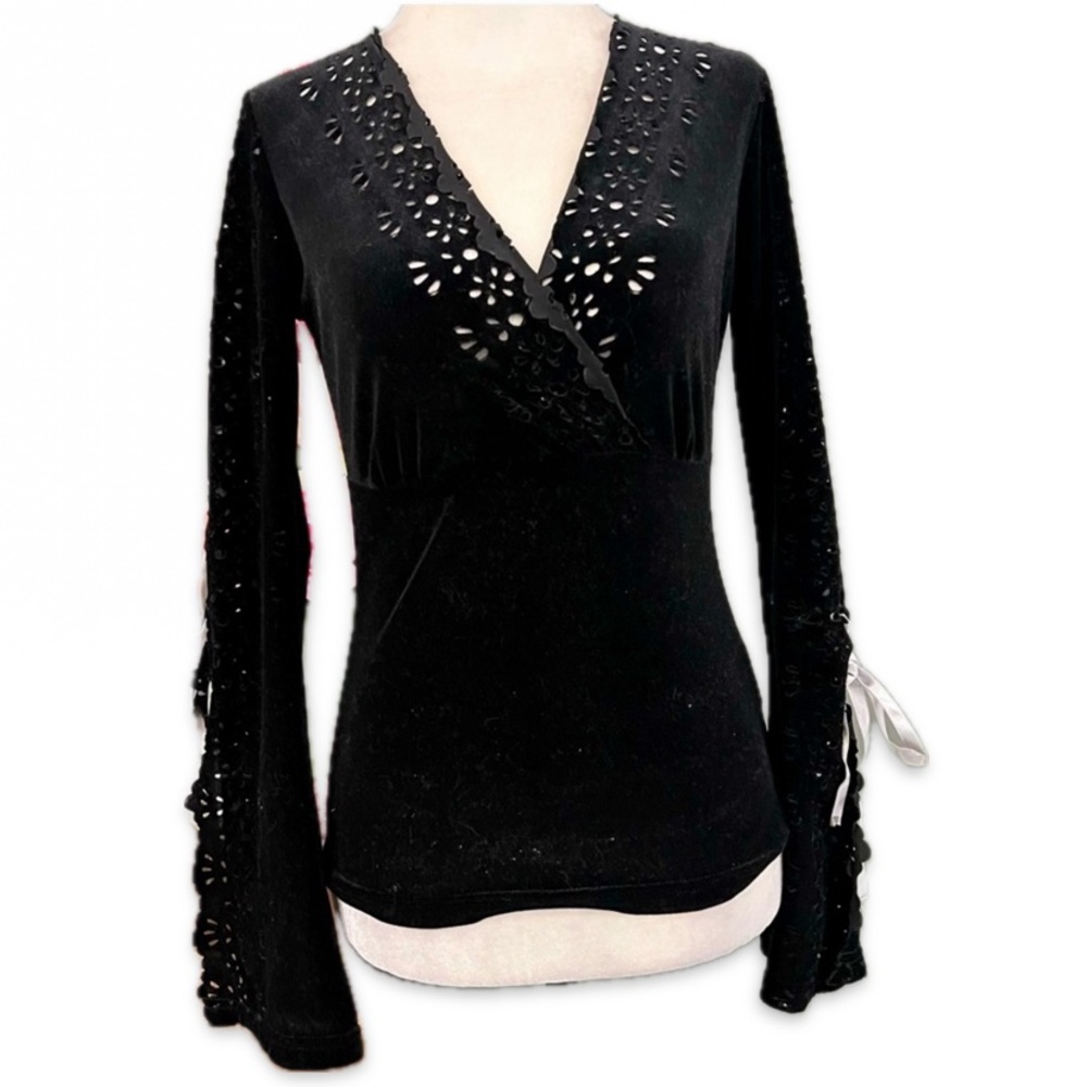 RK Long Sleeve with Tie Up Sleeves